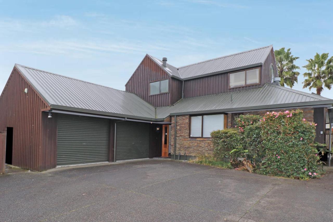 Quiet Family Home In Chedworth Hamilton Exterior foto