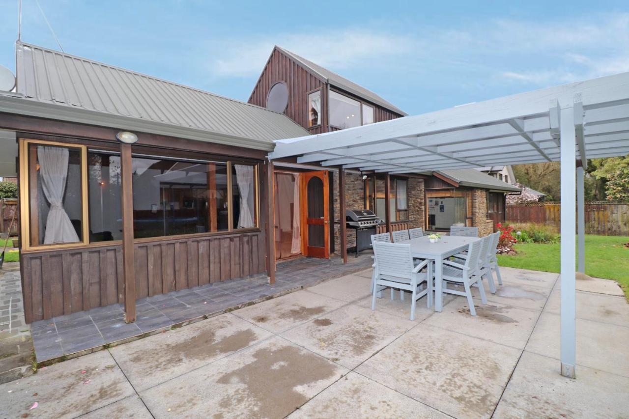 Quiet Family Home In Chedworth Hamilton Exterior foto