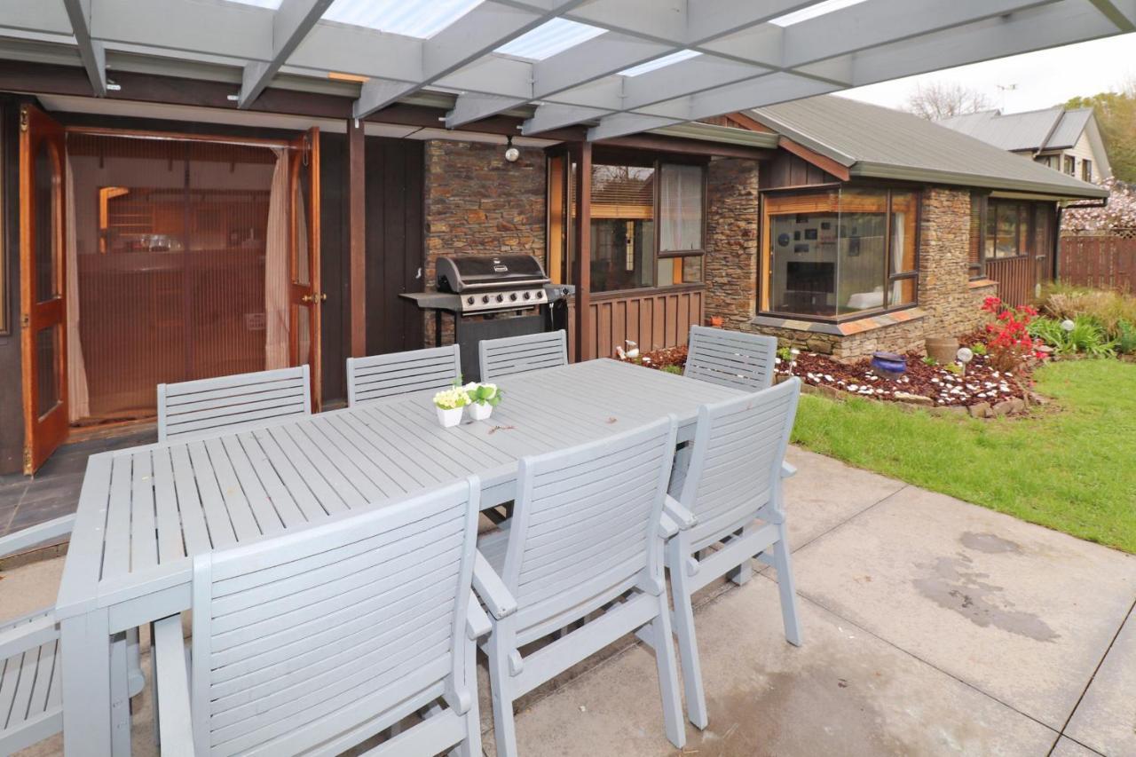 Quiet Family Home In Chedworth Hamilton Exterior foto